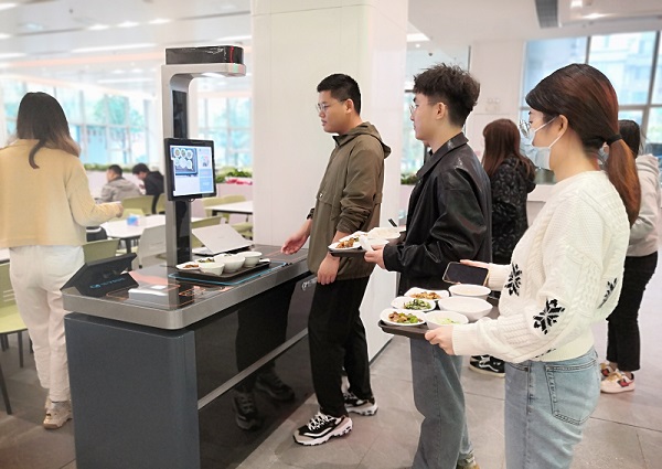 刷臉吃飯是種什么樣的體驗(yàn)？